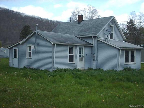 2nd image of 6692 Depot St