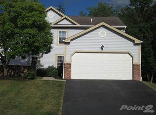 1483 Yorktowne Dr, Lawrence, PA 15055