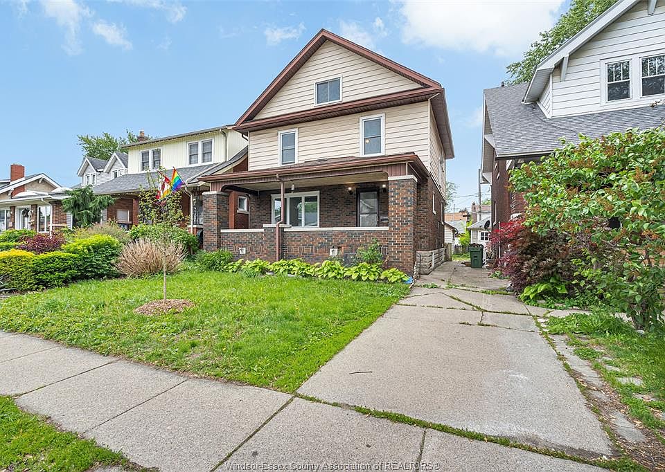 1st image of 1525 Dougall Ave