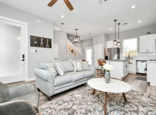 407 Stonework Oaks Ln, Houston, TX 77076