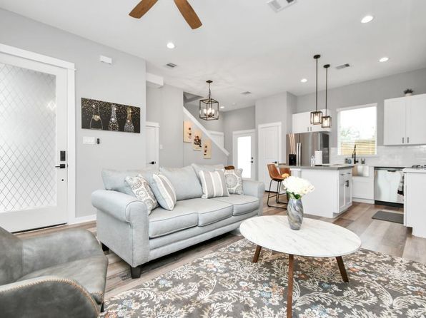 407 Stonework Oaks Ln