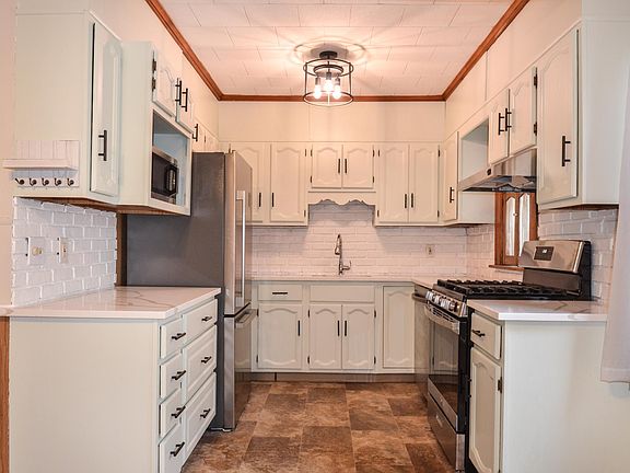 4th image of 20 Prentice St #1