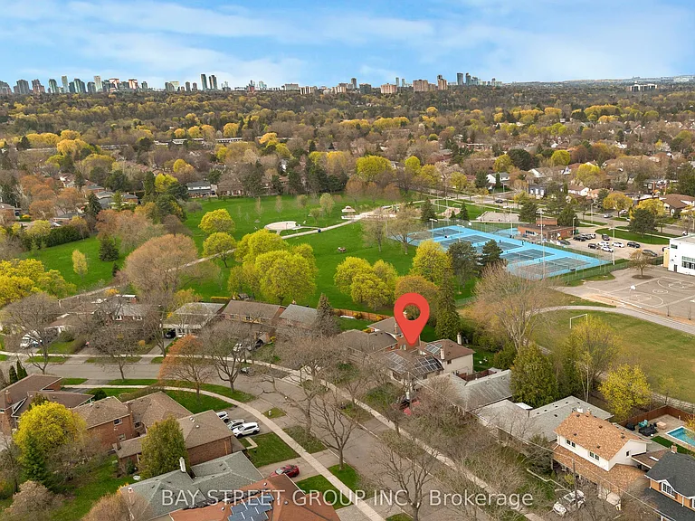 40 Bellbury Cres #UPPER — Photo 28