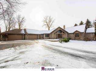 99 Steamboat Ct, Winneconne, WI 54986