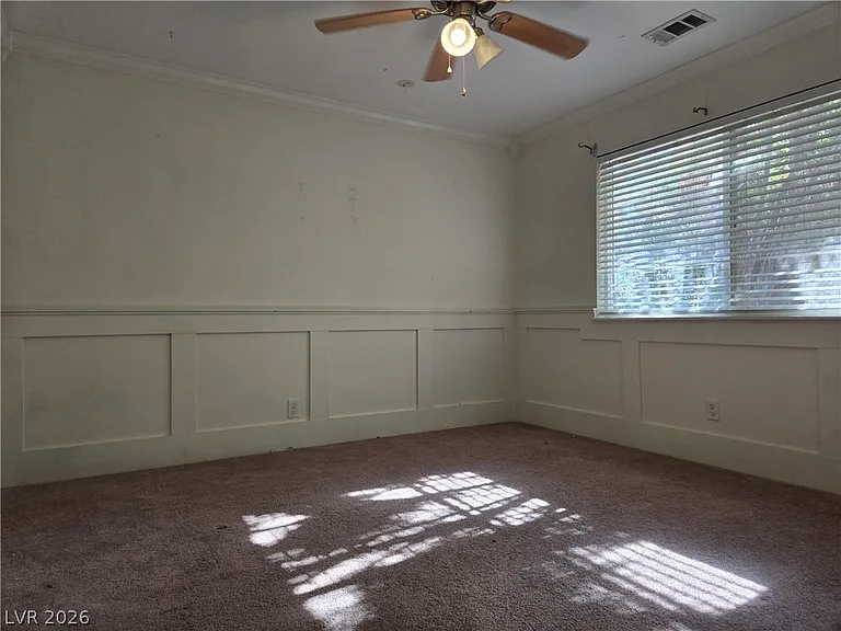 5945 N El Capitan Way — Photo 27
