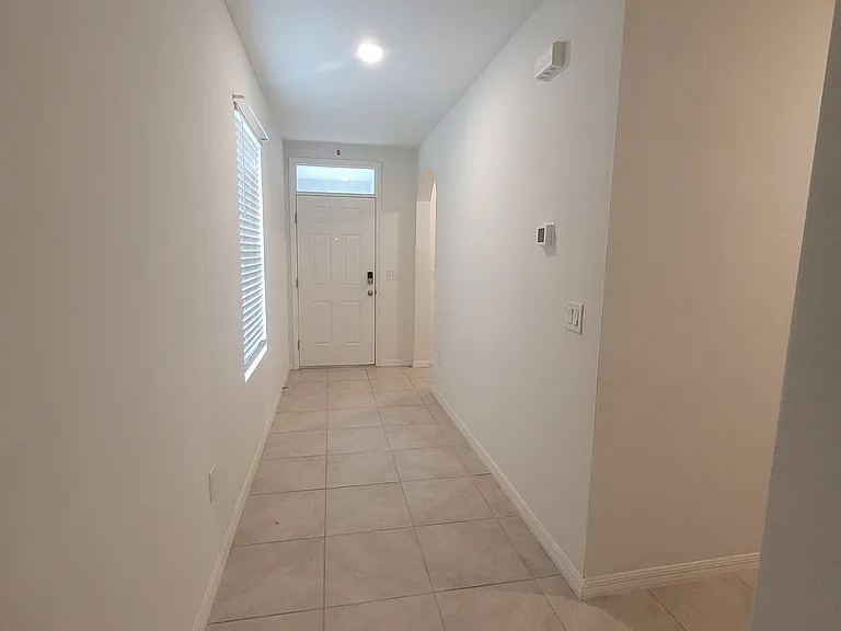 217 Duke Dr — Photo 34