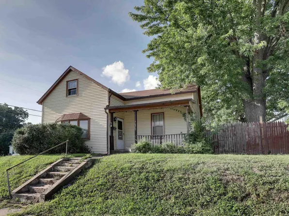 1219 Lind St, Quincy, IL 62301