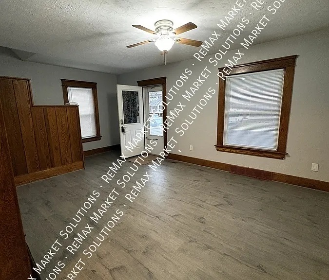 979 Neptune Ave — Photo 9
