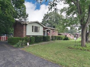 310 Hollywood Dr, Old Hickory, TN 37138