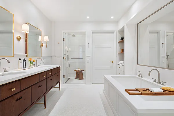 Sold by Compass | media 23