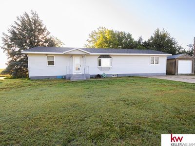 692 Road 3200, Superior, NE, 68978