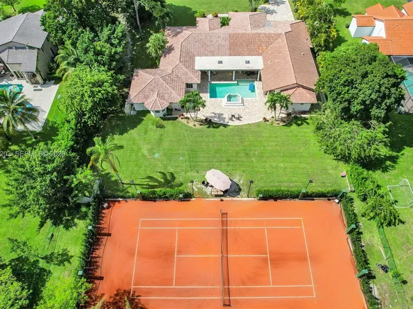 22180 Woodset Ln, Boca Raton, FL 33428