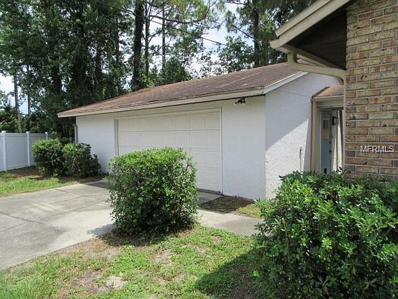 2nd image of 1986 Montfort Ln