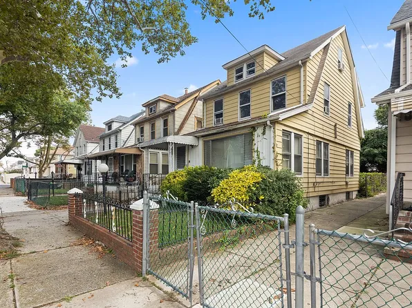 11211 207th St, Queens Village, NY 11429