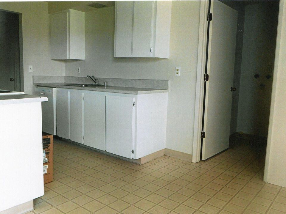 1st image of 14016 NE 16th St