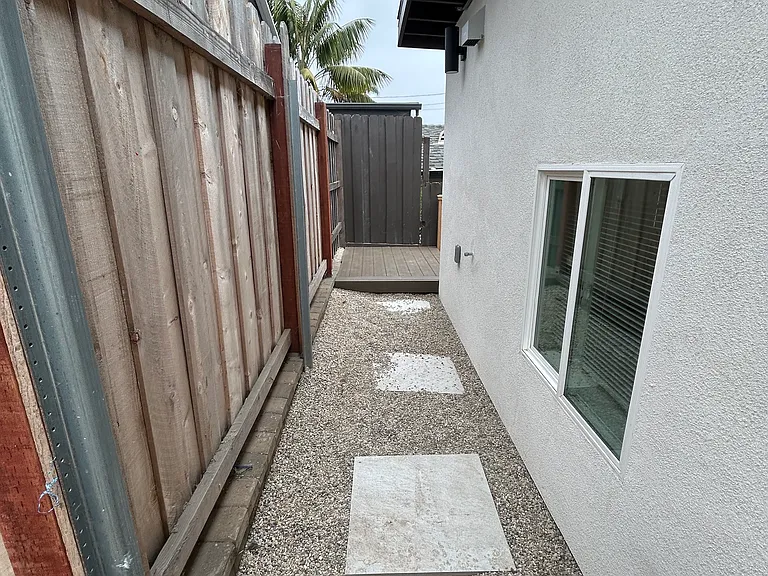 615 S Clementine St #2 — Photo 23
