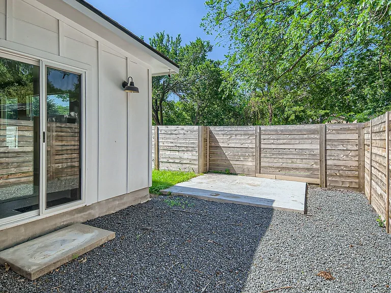 6215 Club Ter — Photo 26