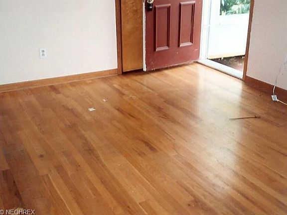 3rd image of 1335 Buckeye Ave