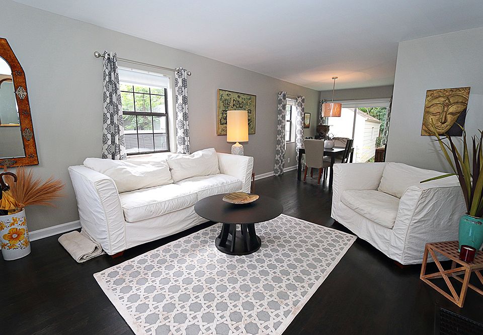 1st image of 933 Sheridan Ave
