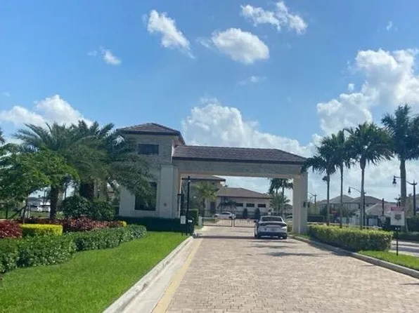 4349 W 173rd Ave, Hollywood, FL 33029