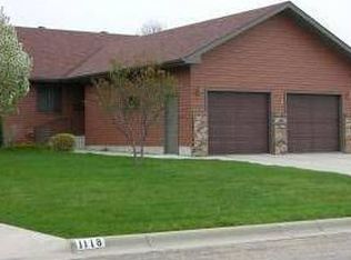 1116 43rd St NW, Watertown, SD 57201