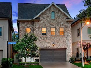 207 Willow St, Conroe, TX 77384