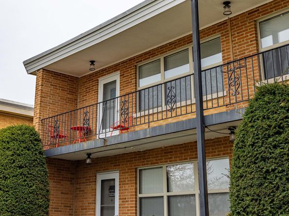 1235 Homestead Rd APT E, La Grange Park, IL 60526