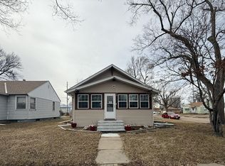 645 N Kearney Ave, Minden, NE 68959