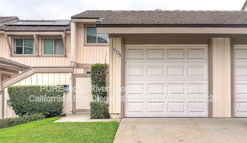 11128 Poblado Rd
