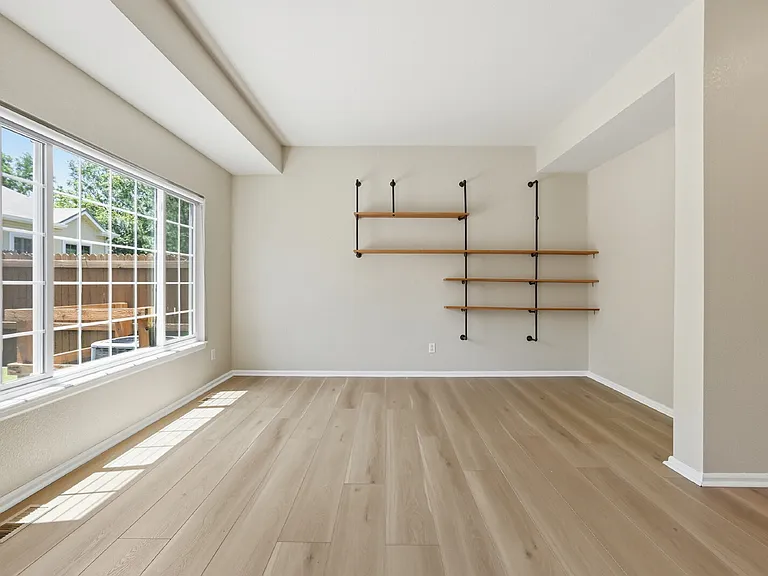 241 N Quari St — Photo 7