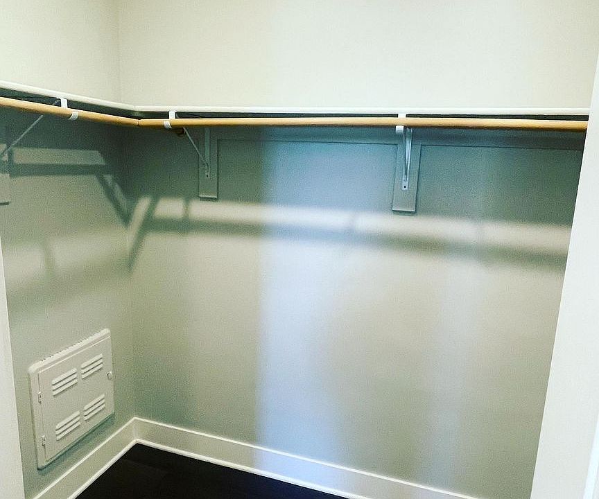 Farnam Hill Lofts 2570 Farnam St Omaha NE Zillow