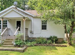 380 E Howe Rd, Tallmadge, OH 44278