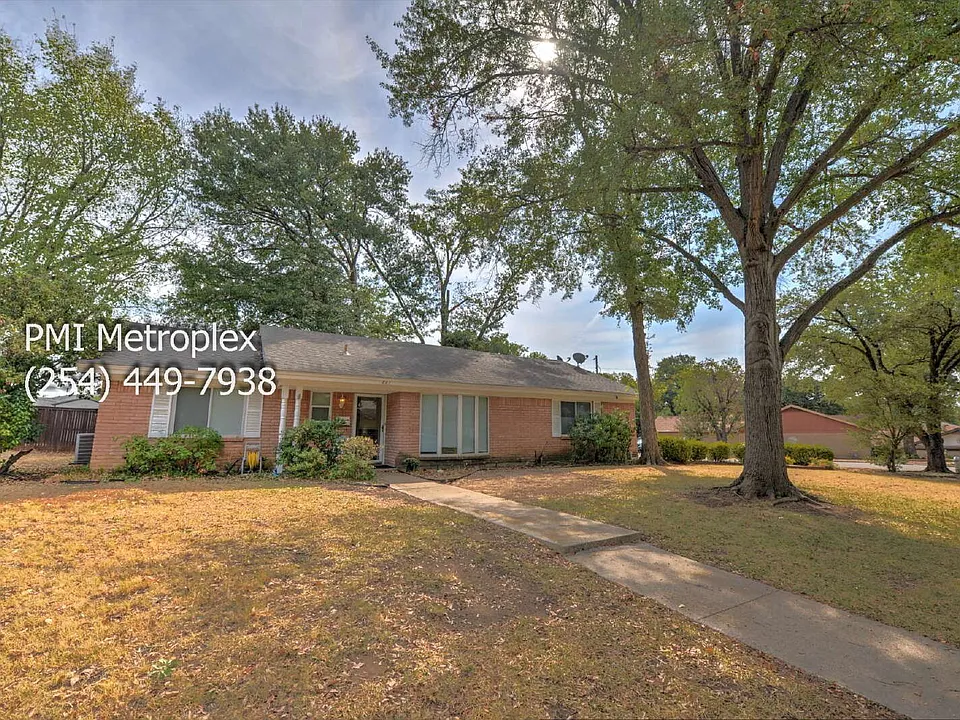 801 Canyon Ridge Dr