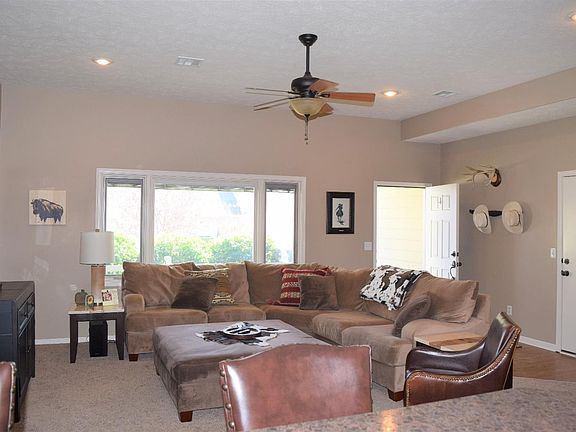 4th image of 1418 Parkplace Ter