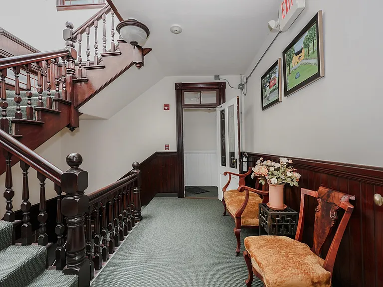 97 Bridge St #12 — Photo 19