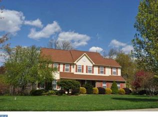 565 Michelle Ln, Collegeville, PA 19426