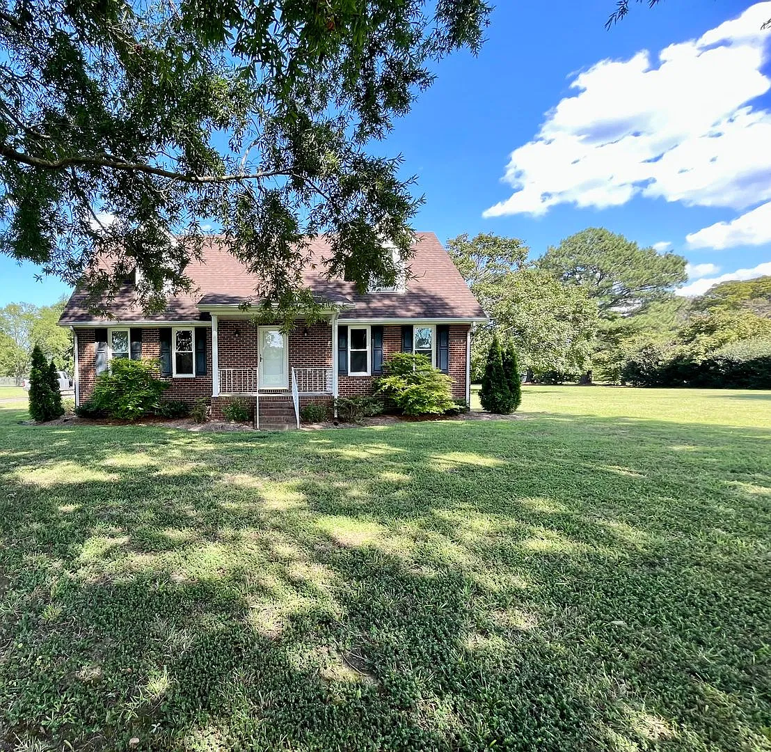 106 Sleepy Hollow Road — Photo 1