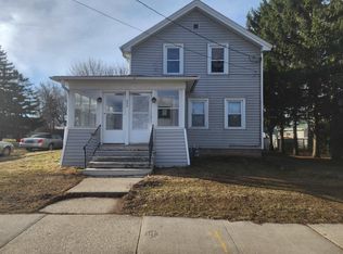 233 Chute St, Menasha, WI 54952