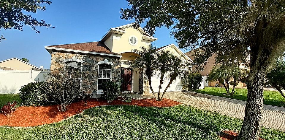 1st image of 2707 Eagle Glen Cir