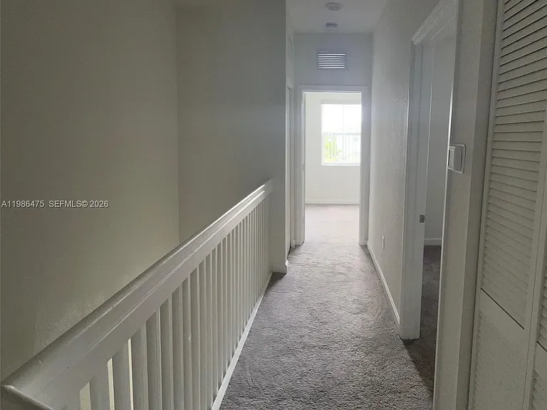 2672 SE 19th St — Photo 7