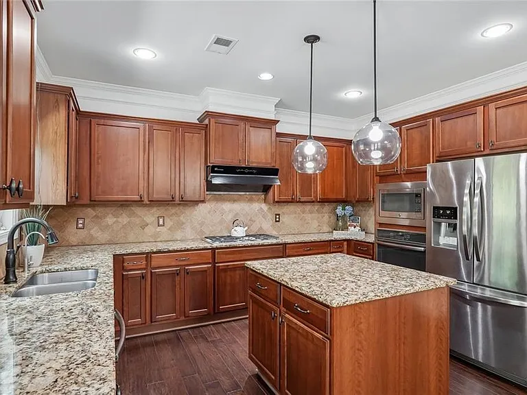 5811 Kendrix Ridge Dr — Photo 27