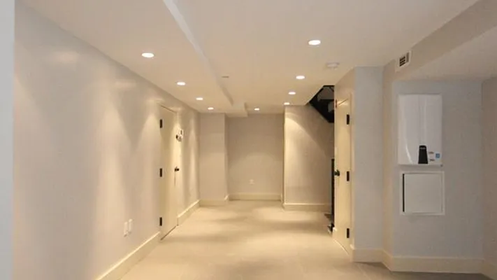 Rented by Nooklyn NYC LLC | media 12