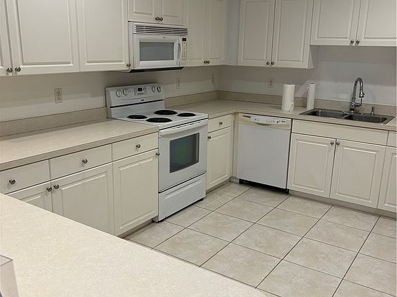 4th image of 134 Maggie Way