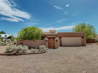 5724 Rio Mimbres Rd NE, Rio Rancho, NM 87144