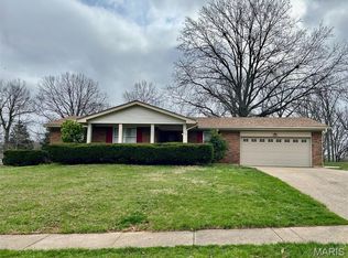 414 Imperial Ct, O'Fallon, MO 63366