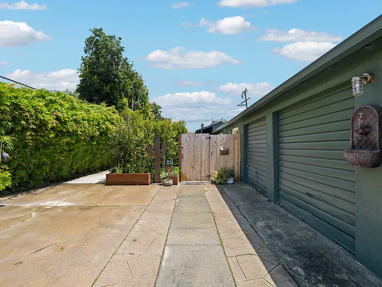 4070 Rosabell St #1 — Photo 4