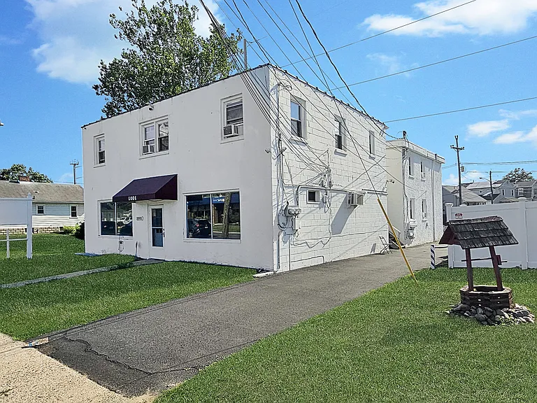 1001 Black Horse Pike — Photo 1