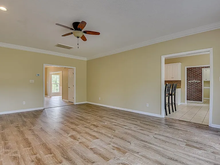 5755 Carriage Hills Dr — Photo 12