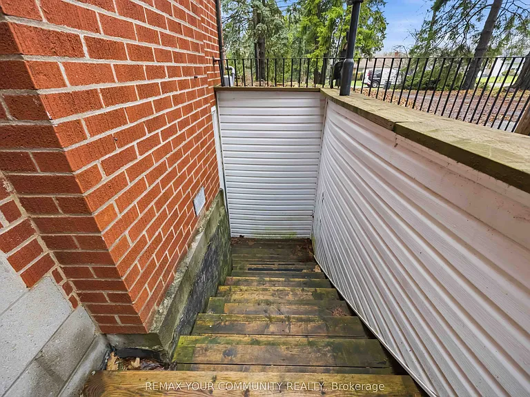 67 Muirhead Cres — Photo 26