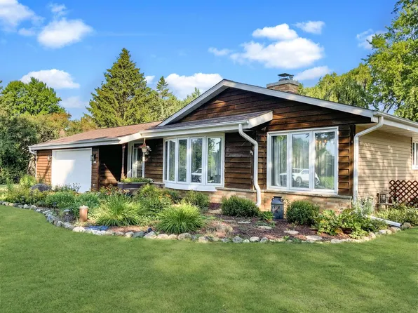 3290 Outpost LANE, Richfield, WI 53076